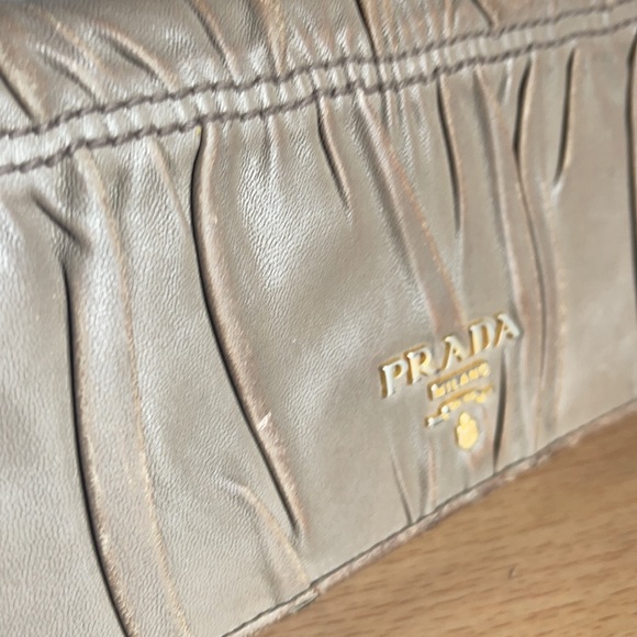 Prada wallet - Picture 2 of 16